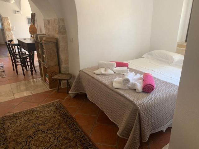 Trulli Santa Maria Odegitria Relais Guest House Ostuni Ngoại thất bức ảnh
